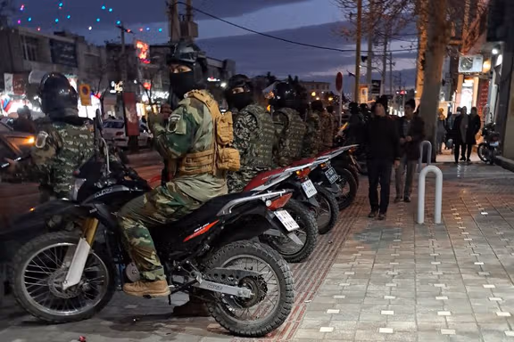 حصيلة دامية في إيران مع تصاعد القمع واتساع الجدل حول الأرقام