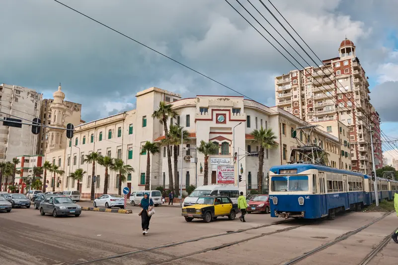 رحلة بدأت بالخيول منذ 163 عامًا.. أقدم ترام في مصر يصل إلى محطته الأخيرة