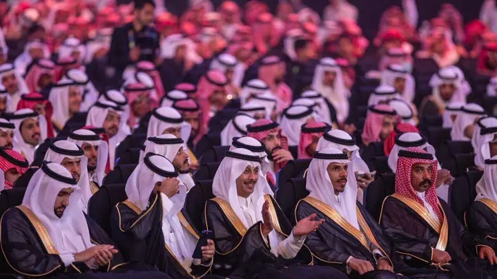 ليلة الفرح الكبرى في الرياض.. 500 عريس يحتفلون بزفاف جماعي بدعم مالي ورحلة بحرية ومبادرة إنسانية واسعة