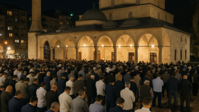 صورة صلاة التراويح.. عبادة رمضان التي تجمع القلوب وتُحيي الليالي