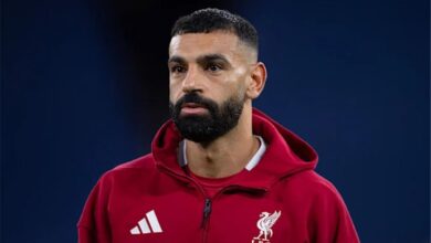 صورة مفاجأة محمد صلاح تُربك حسابات الصيف.. البقاء في ليفربول خيار مطروح رغم إغراء روشن