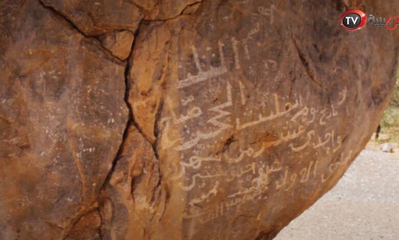 حصاة أبو صادع.. صخرة تحكي تاريخ السيول والطبيعة في الليث