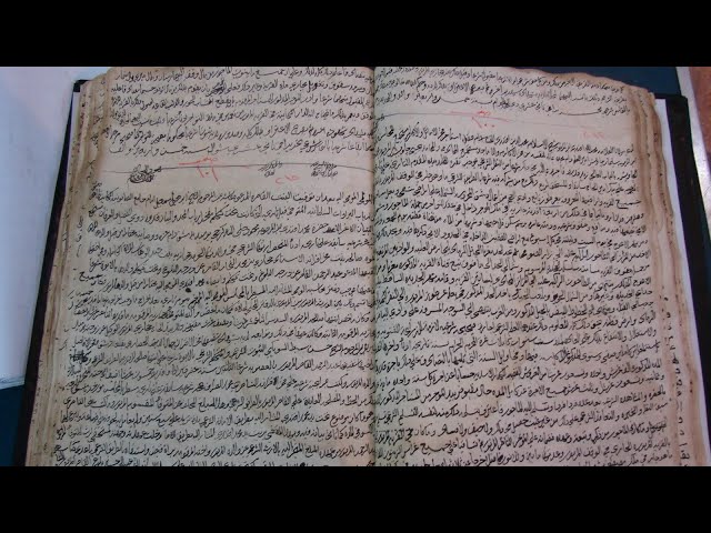 "نادرة ولا تتوفر في أي مكان بالعالم".. سطو يطال أهم مركز لوثائق التاريخية العثمانية والسورية في دمشق