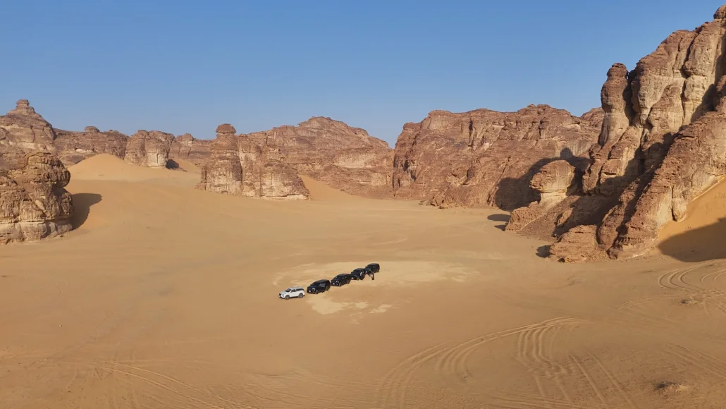 وادي الفن في العُلا.. حين تتحول الصحراء إلى معرض عالمي مفتوح