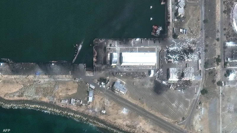 ترامب يفتح جبهة البحر.. تدمير وإغراق 9 سفن إيرانية يرفع سقف المواجهة