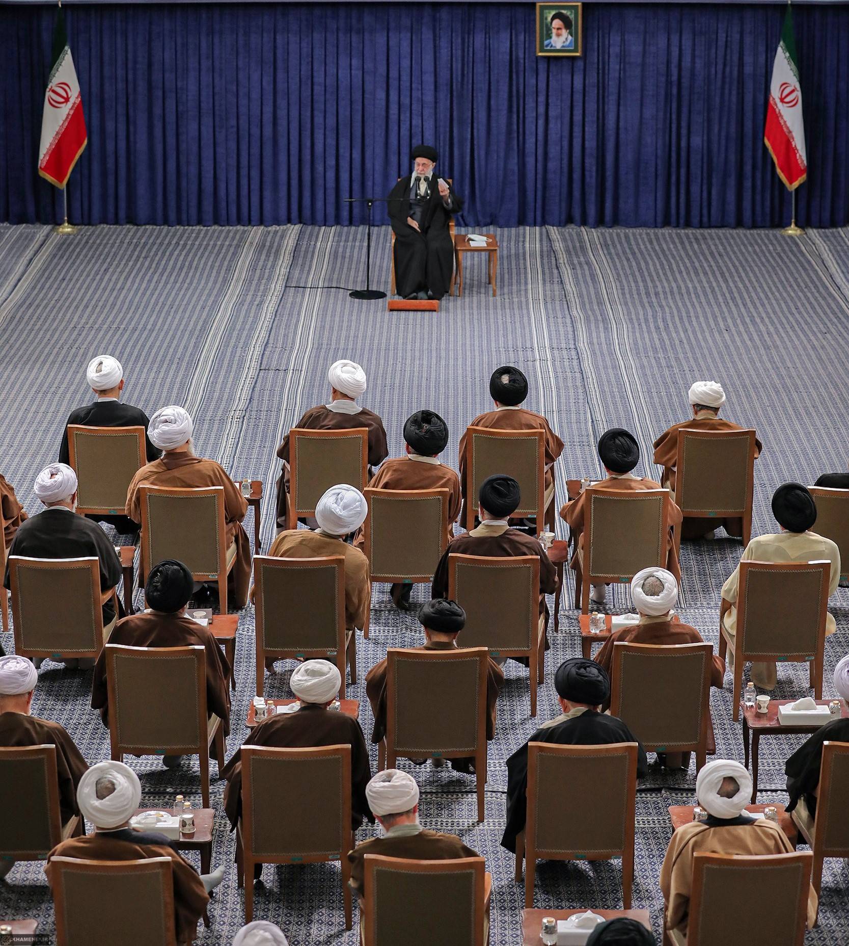 كيف يُختار المرشد الإيراني بعد خامنئي.. الآلية الدستورية وأبرز الأسماء التي تدور في كواليس الخلافة
