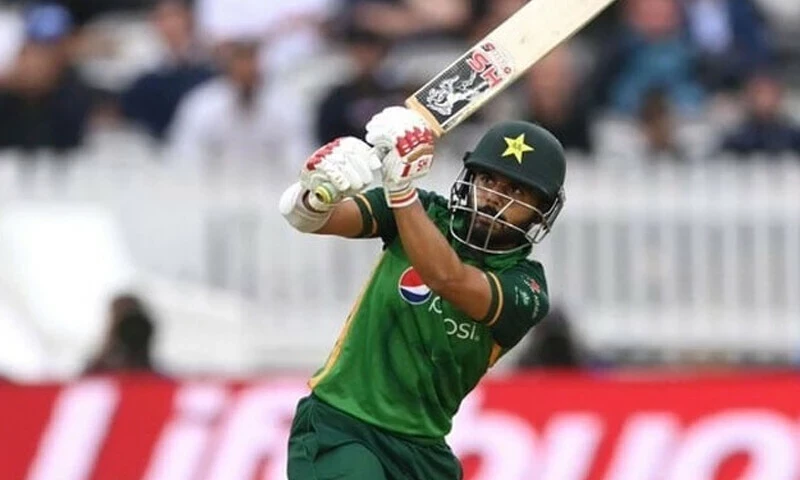 سعود شكيل.. الظاهرة الباكستانية التي صدمت الكريكت العالمي