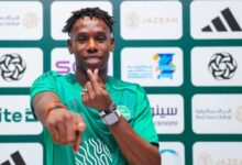 صورة رينارد يستبعد زكريا هوساوي عن معسكر المنتخب السعودي قبل مواجهة مصر ضمن استعدادات كأس العالم 2026