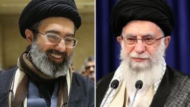 صورة توريث المرشد في إيران.. صراع الاسم والشرعية بين مجتبى خامنئي وحسن الخميني