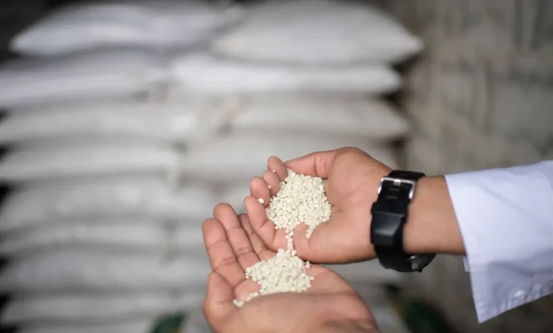 أزمة الأسمدة العالمية تتفاقم.. حرب إيران تهدد الأمن الغذائي وترفع الأسعار