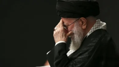 صورة كواليس اغتيال خامنئي تتكشف.. تتبع استخباراتي لأشهر وتسريب “نافذة الاجتماع” قبل الضربة