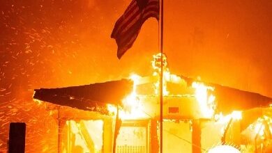 صورة هجوم بمسيّرتين على السفارة الأميركية في الرياض.. حريق محدود وأضرار بسيطة وفق وزارة الدفاع